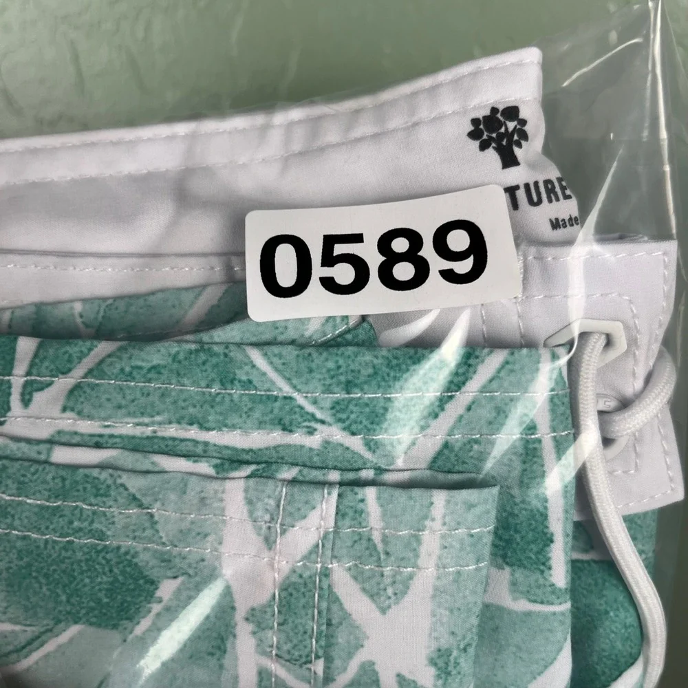 RVCA Men's Board Shorts Size 38‎ Green White Leaf Print Artist Network Program